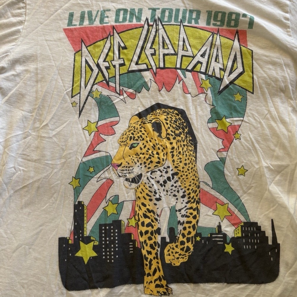 Oddpeople Def Leppard Live On Tour 1987 Graphic Tee Women Medium Rock Band Shirt